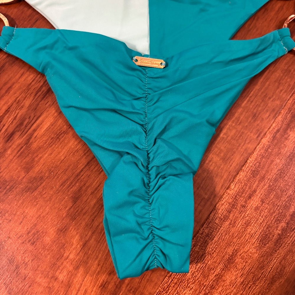 Two-Tone Ring Detail Bikini Set - Picture 14 of 15